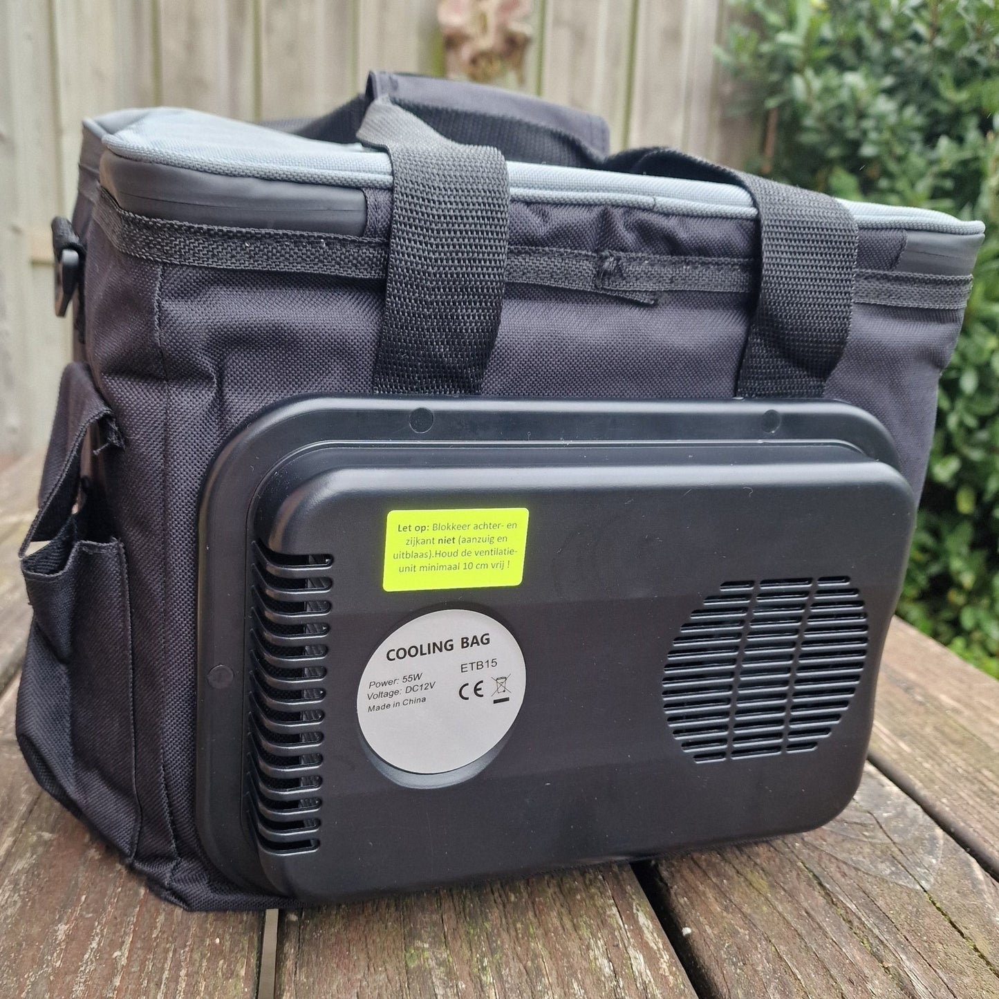 Koelen onderweg en thuis – elektrische koeltas 15 L met omvormer voor 220V naar 12V - THINGS - TO - BUY