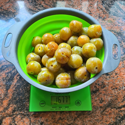 Weeg met precisie – digitale keukenweegschaal tot 5 kg, compact & stijlvol groen - THINGS - TO - BUY