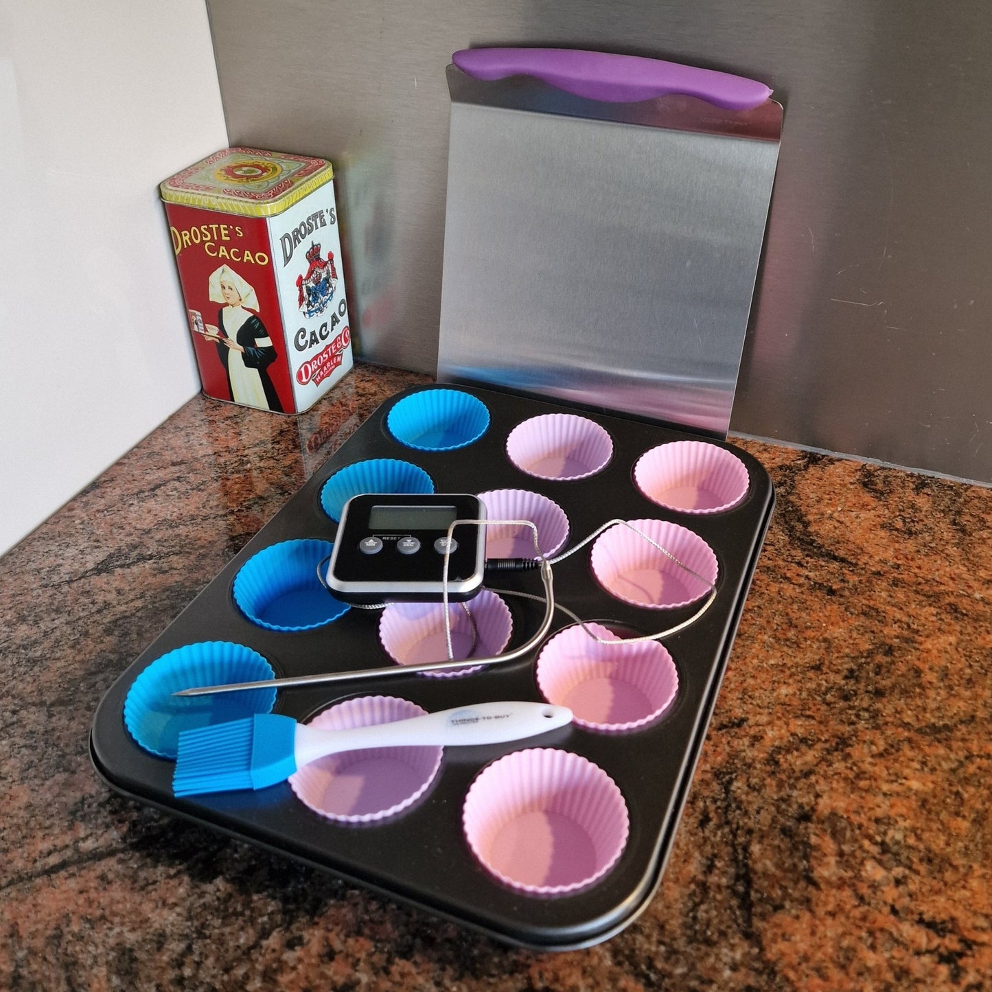 Cadeaupakket Cupcake – bakset met bakkwast, taartenschep, muffinvorm & thermometer - THINGS - TO - BUY
