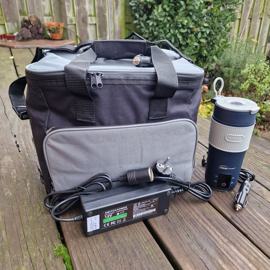 Cadeaupakket Dagtrip – 12V waterkoker, 10A omvormer & elektrische koeltas