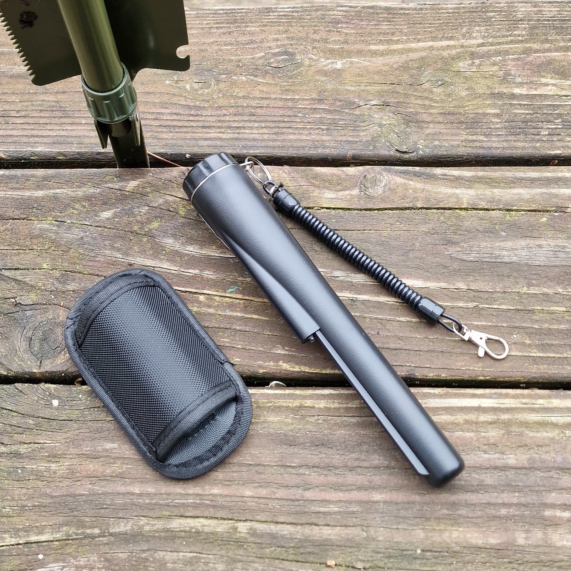 Handheld pinpointer metaaldetector – waterdicht met LED en geluid - THINGS - TO - BUY