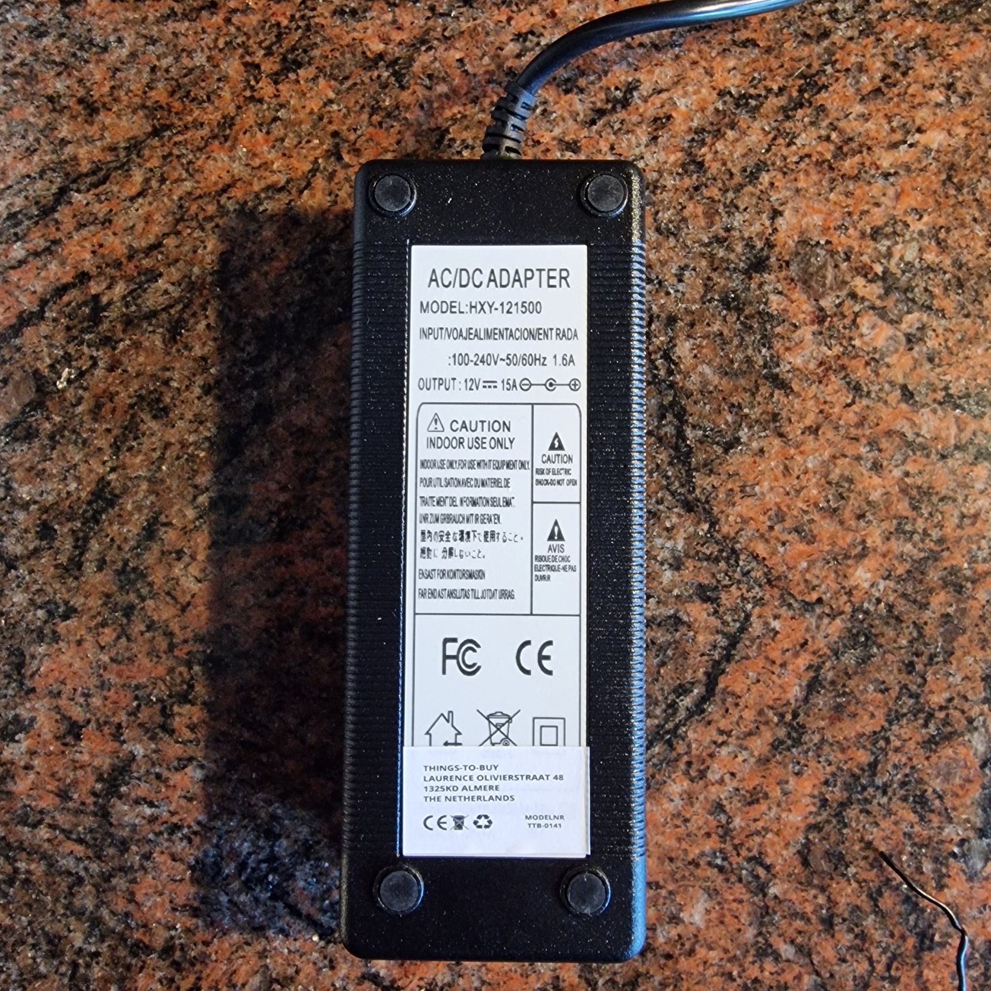 Omvormer 220V naar 12V 15A – 180 Watt Adapter voor extra zware toepassingen - THINGS-TO-BUY