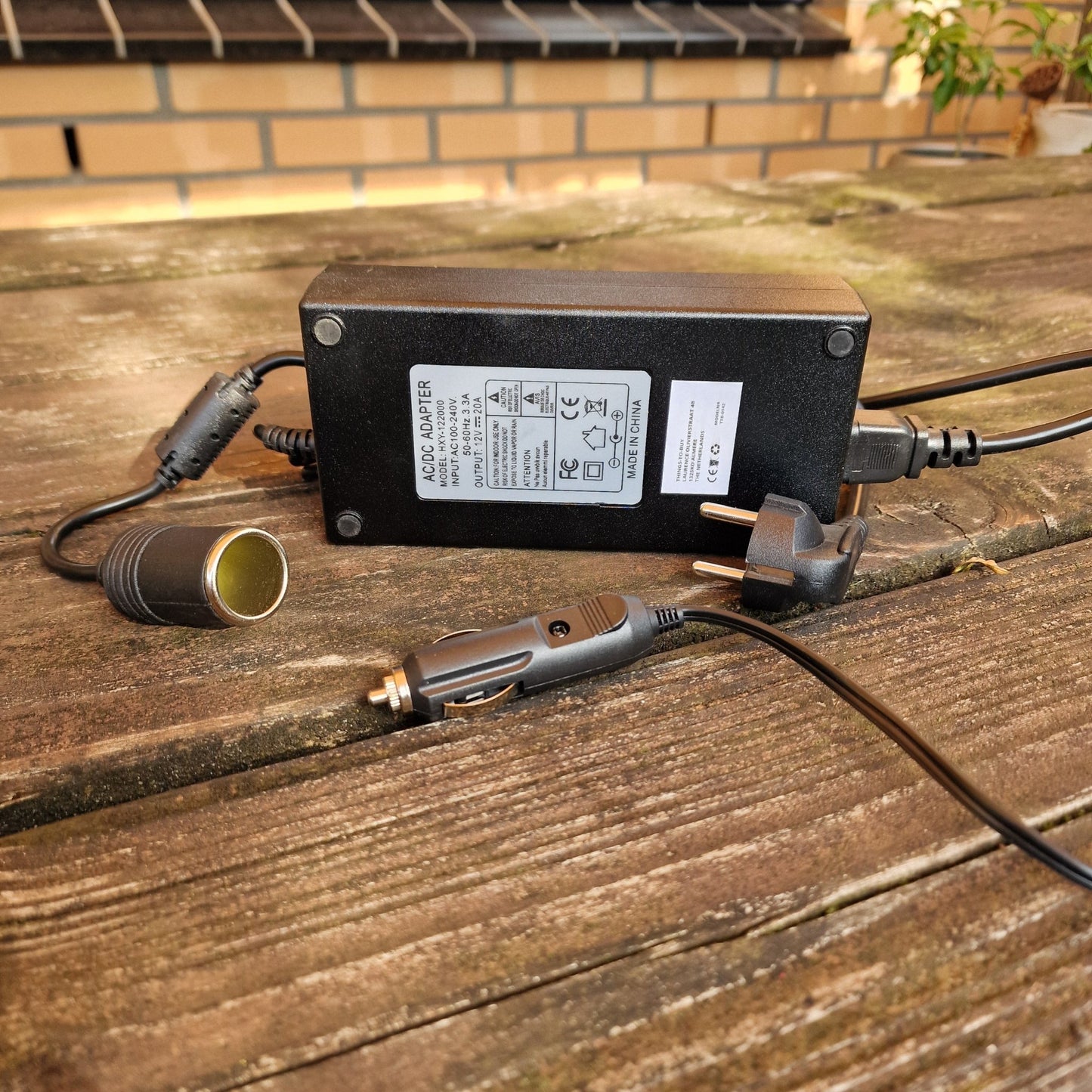 Omvormer 220V naar 12V 20A – 240 Watt Adapter voor professioneel gebruik - THINGS-TO-BUY